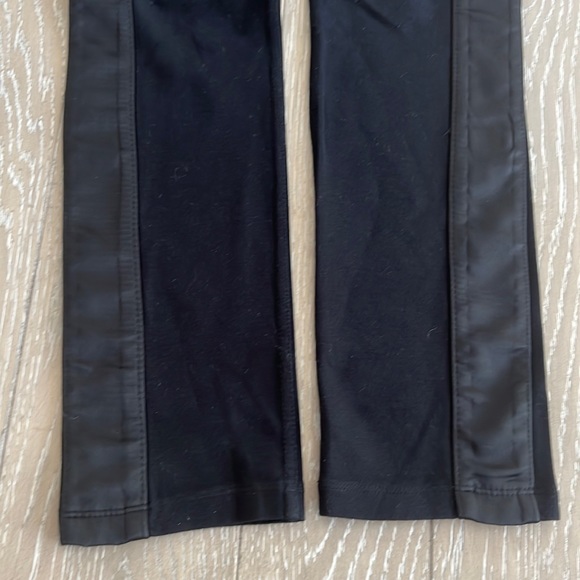 Ponte Pants in black - Picture 6 of 10